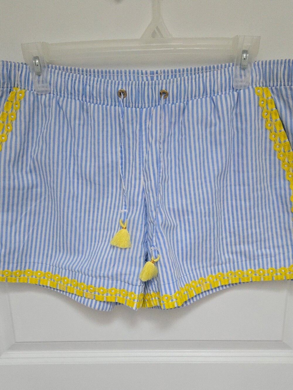 Lilly Pulitzer Katia Shorts, Size Medium